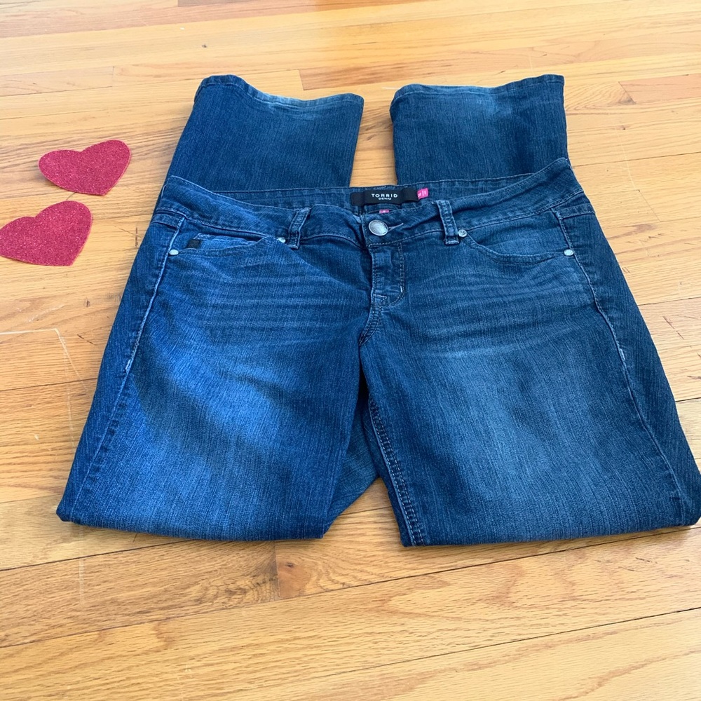 Torrid Jeans size 14 stretch rhinestone accents